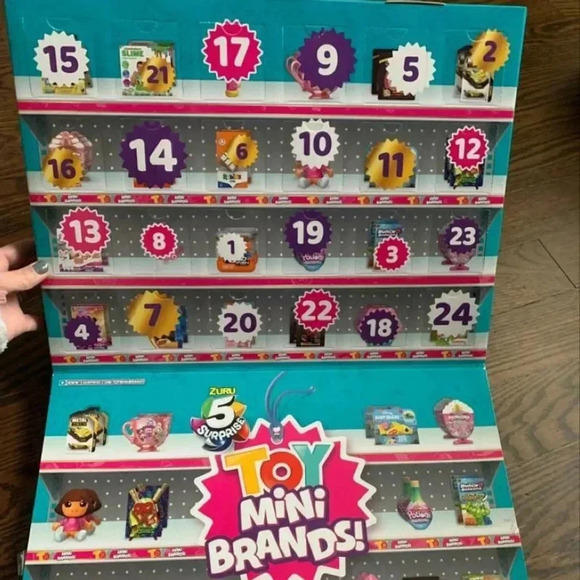 NEW Zuru TOY MINI BRANDS 2021 Advent Calendar with 24 Surprises *RETIRED - Picture 5 of 5